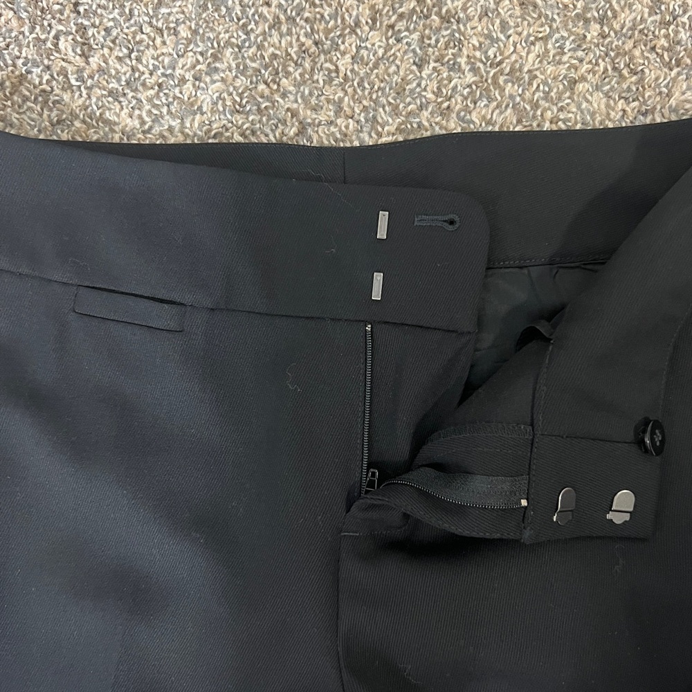 Ann Taylor Women's Dark Blue Cropped Pants - Picture 6 of 9